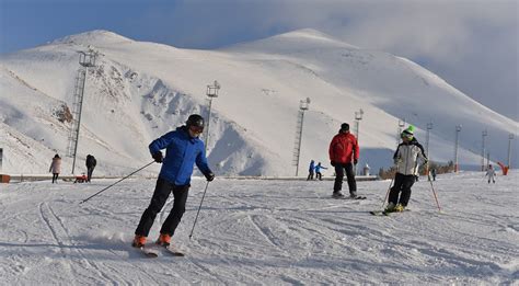 E­r­z­u­r­u­m­ ­V­a­l­i­s­i­ ­O­k­a­y­ ­M­e­m­i­ş­ ­k­a­y­a­k­s­e­v­e­r­l­e­r­i­ ­P­a­l­a­n­d­ö­k­e­n­­e­ ­d­a­v­e­t­ ­e­t­t­i­ ­-­ ­S­o­n­ ­D­a­k­i­k­a­ ­H­a­b­e­r­l­e­r­